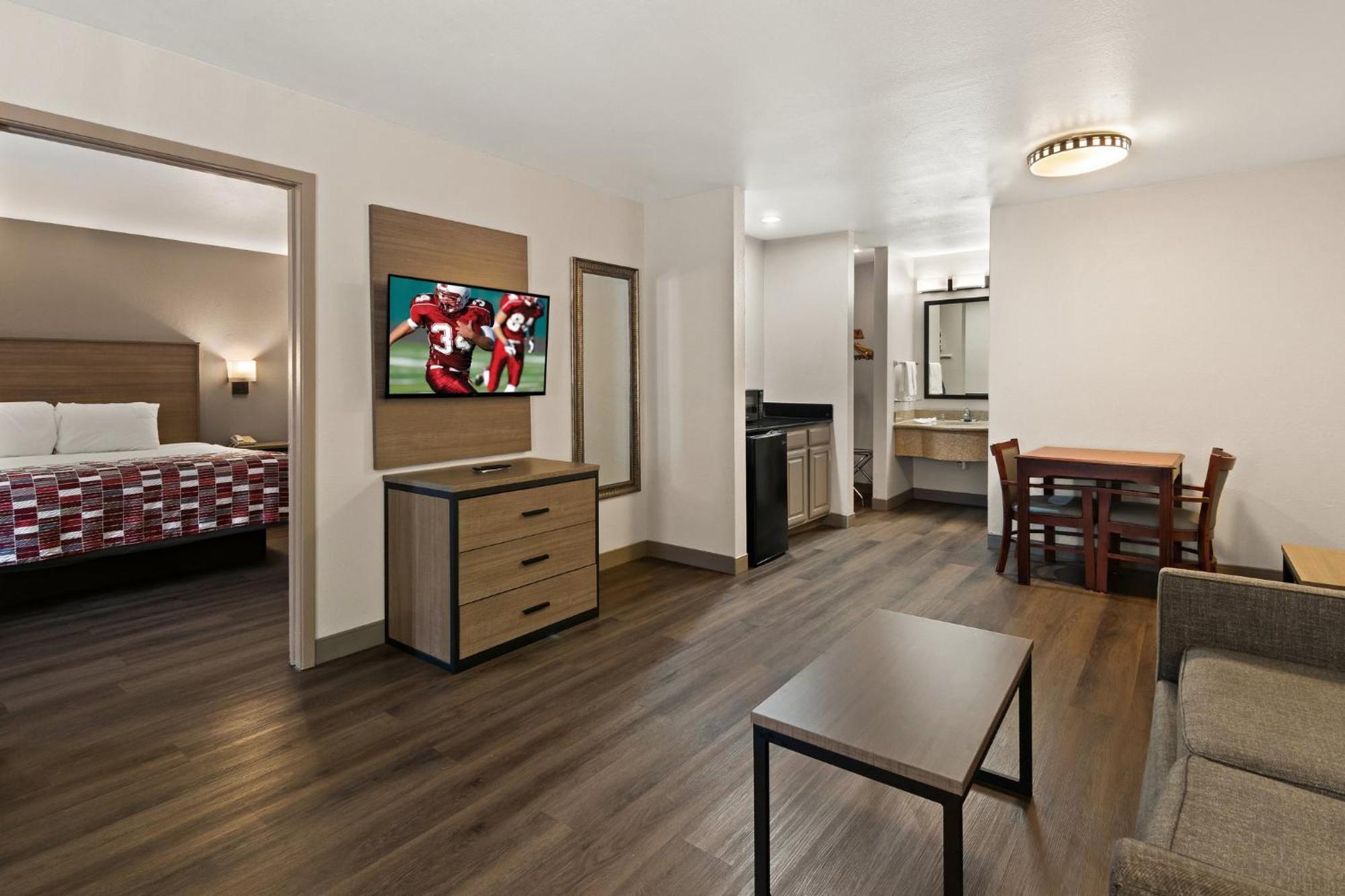 Irving Inn & Suites At Dfw Airport المظهر الخارجي الصورة