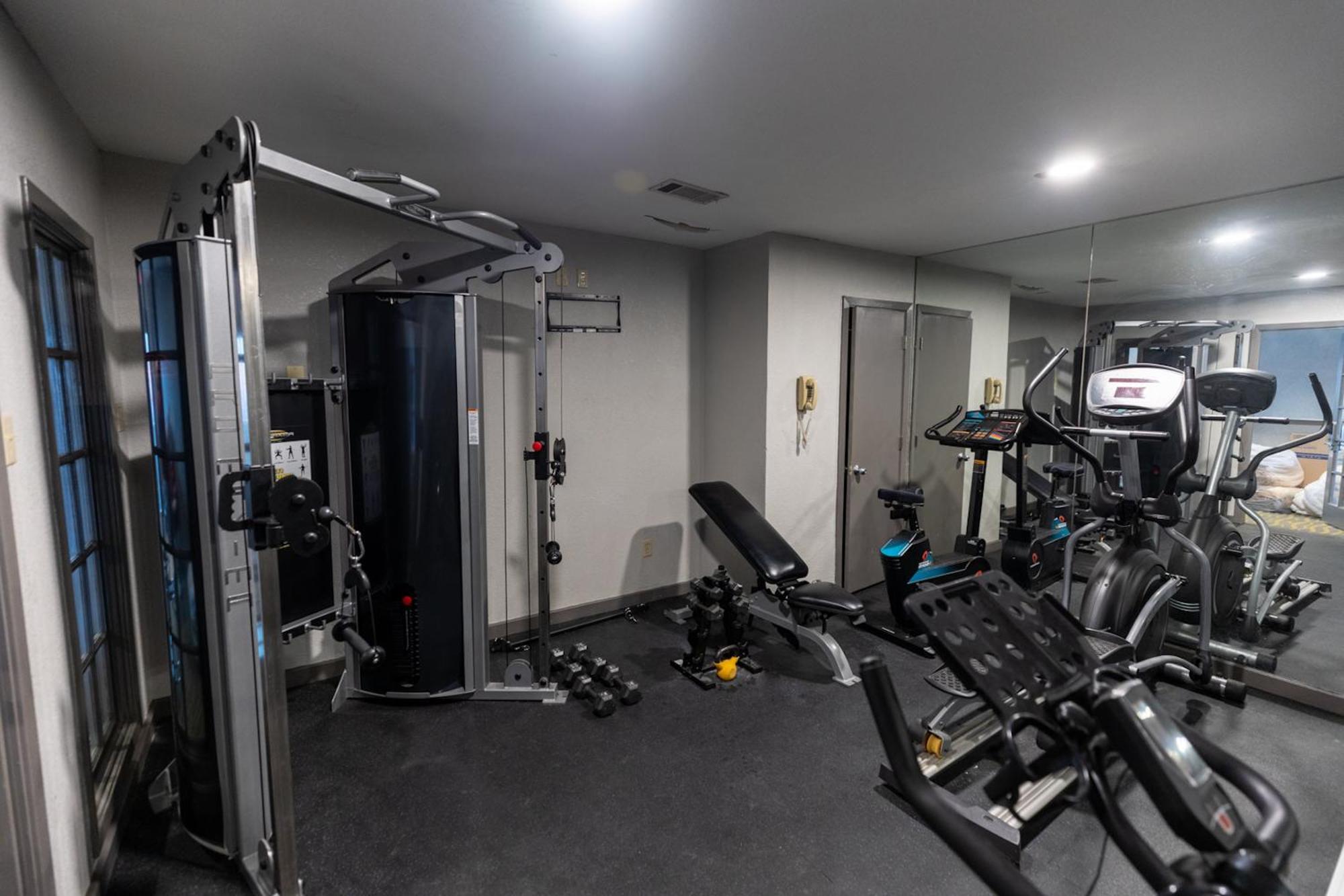 Irving Inn & Suites At Dfw Airport المظهر الخارجي الصورة