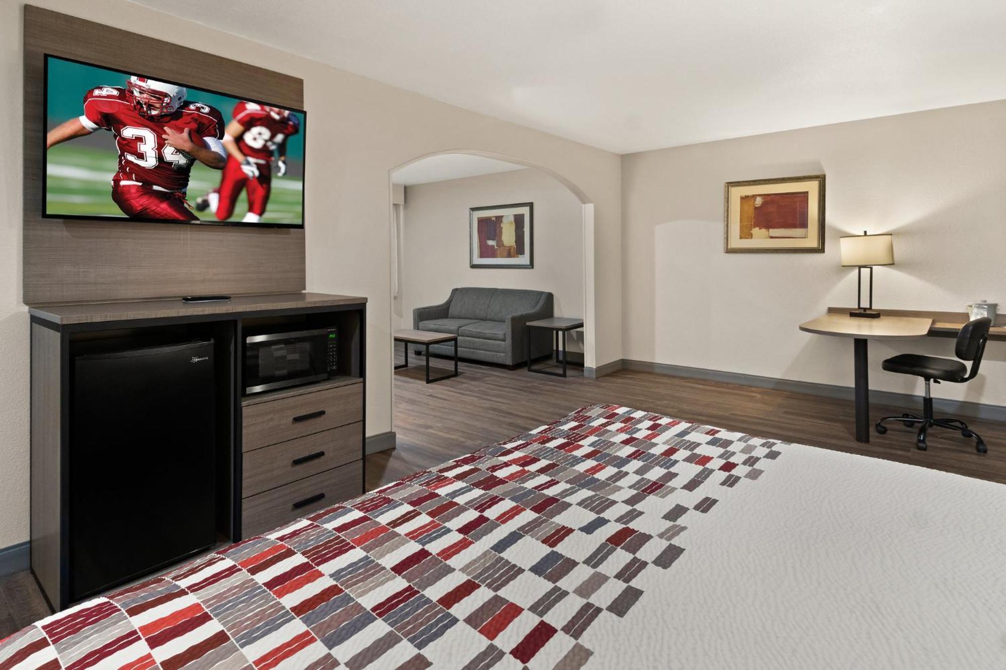 Irving Inn & Suites At Dfw Airport المظهر الخارجي الصورة