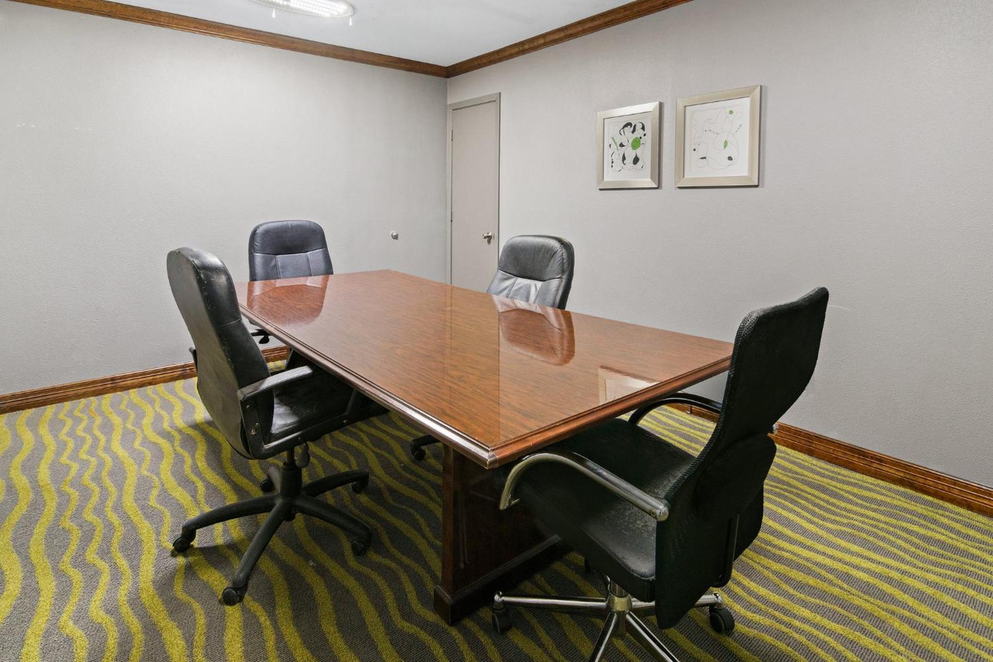 Irving Inn & Suites At Dfw Airport المظهر الخارجي الصورة