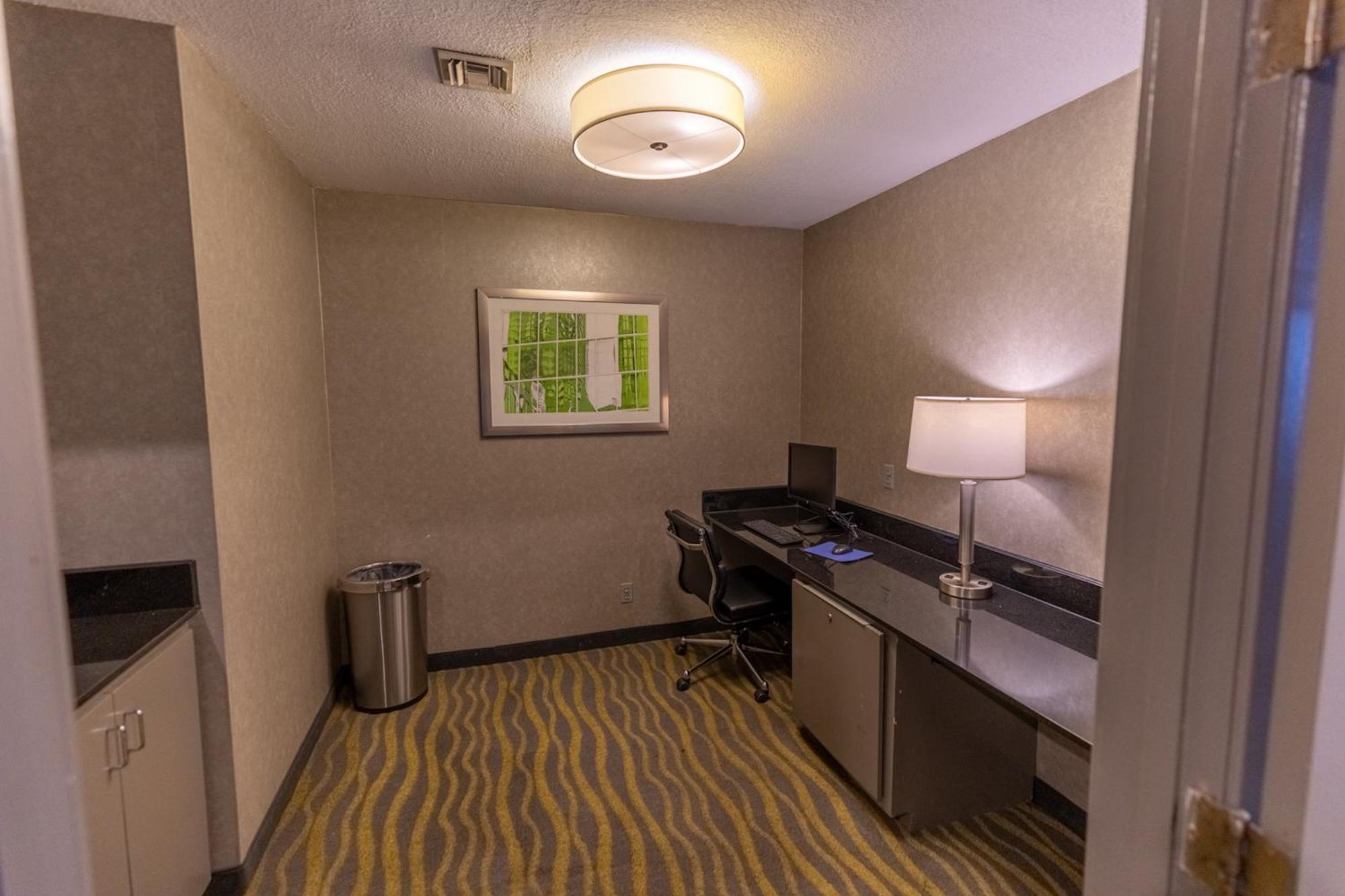Irving Inn & Suites At Dfw Airport المظهر الخارجي الصورة