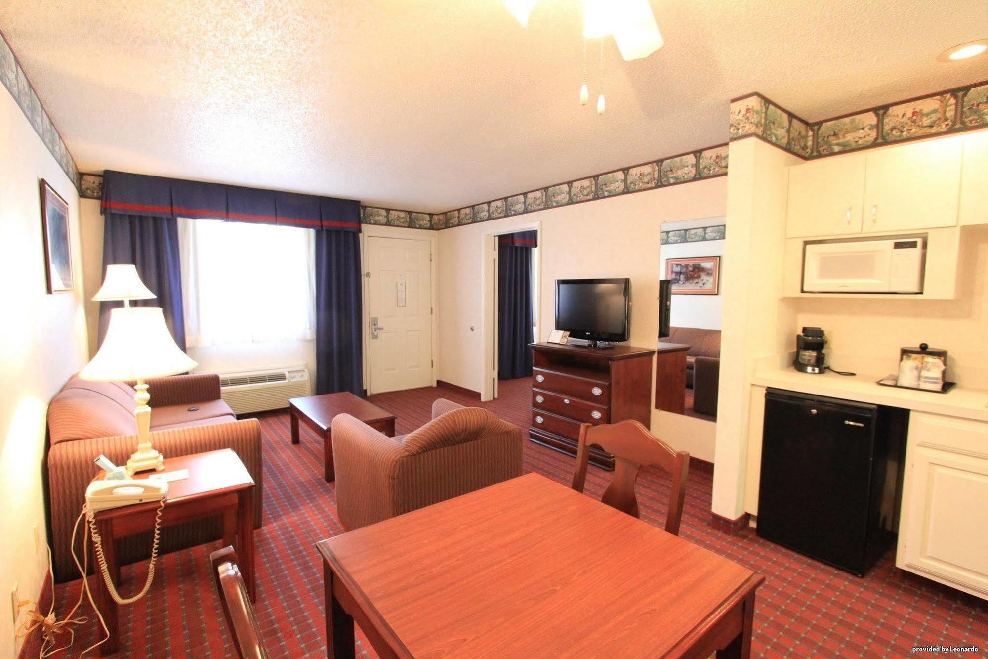 Irving Inn & Suites At Dfw Airport المظهر الخارجي الصورة